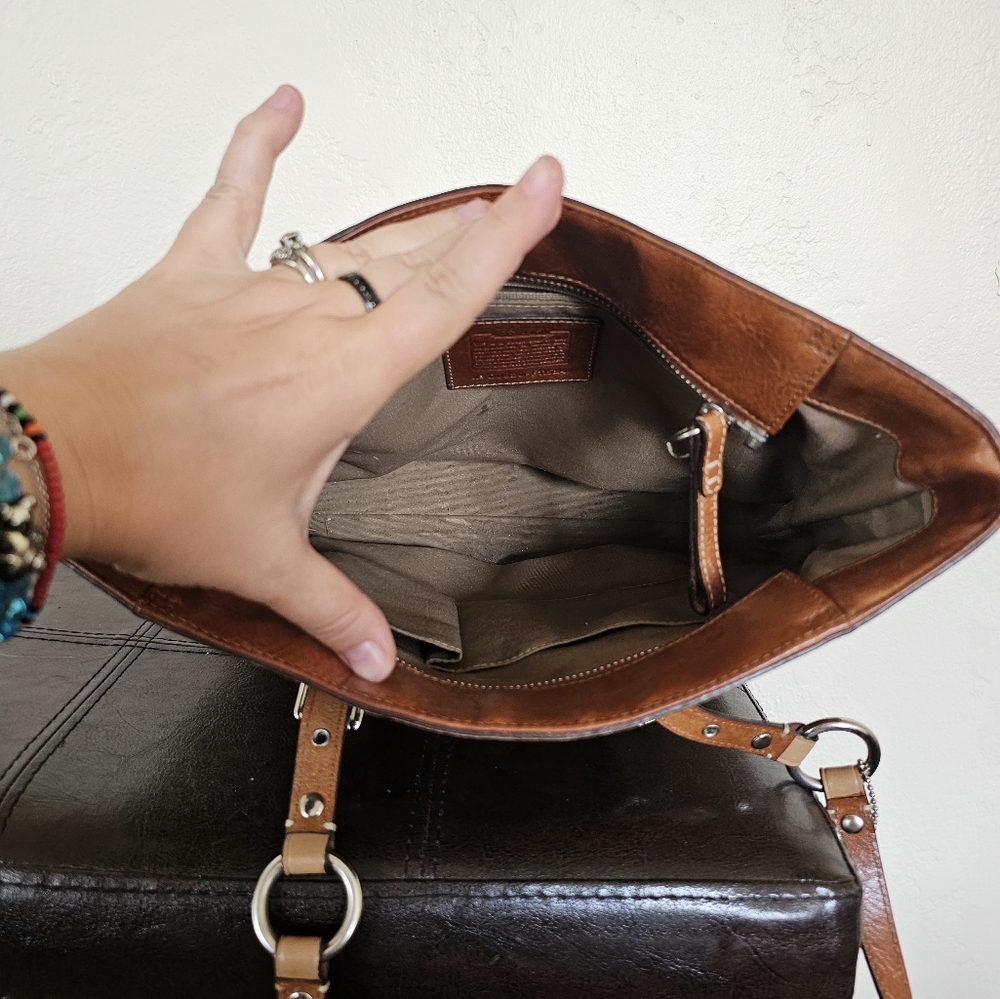 Coach Y2K Elegant Gallery Tote Bag Tan Leather Side Turnlocks Carryall F11524‎ - Picture 8 of 14